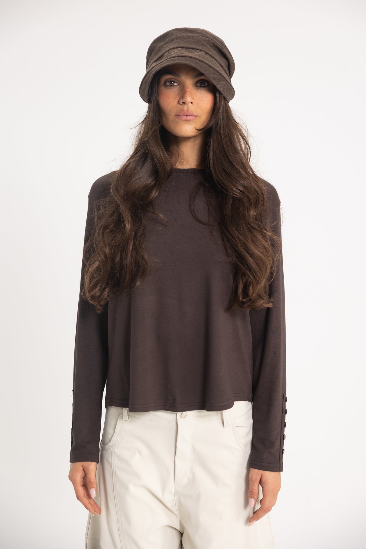 טי שירט ארוכה טיטי - חום כהה