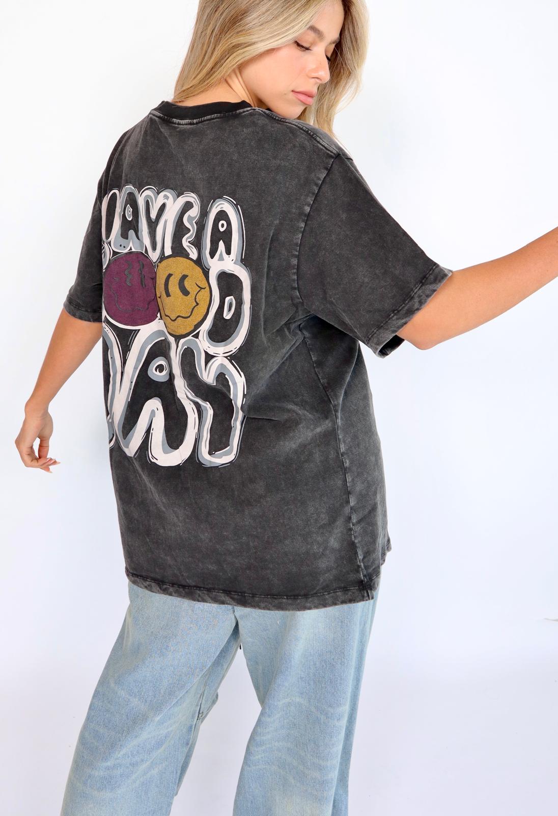 חולצת סמיילי