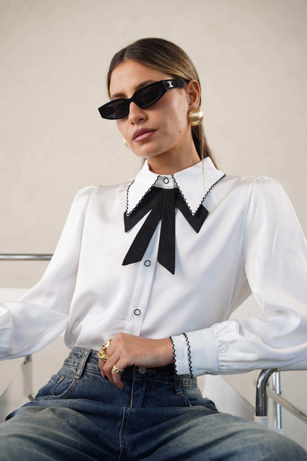 חולצה אלגנטית וקלאסית לנשים - דגם אופיר בצבע לבן