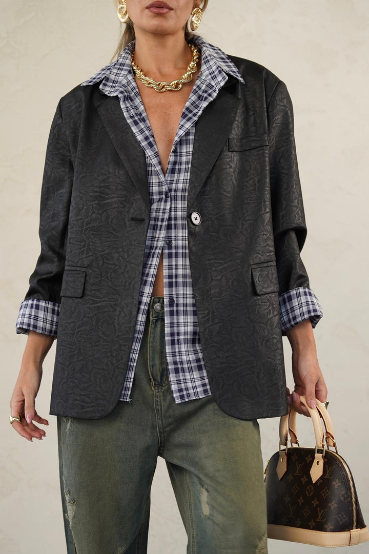 ג׳קט אוברסייז עם טקסטורה בבד לנשים - דגם נינה בצבעים שחור וחום