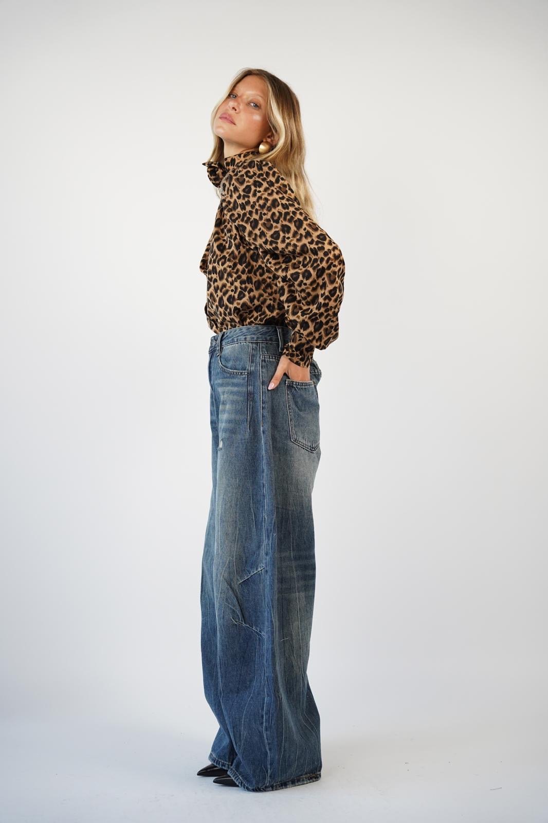 ג׳ינס אוברסייז הנרי