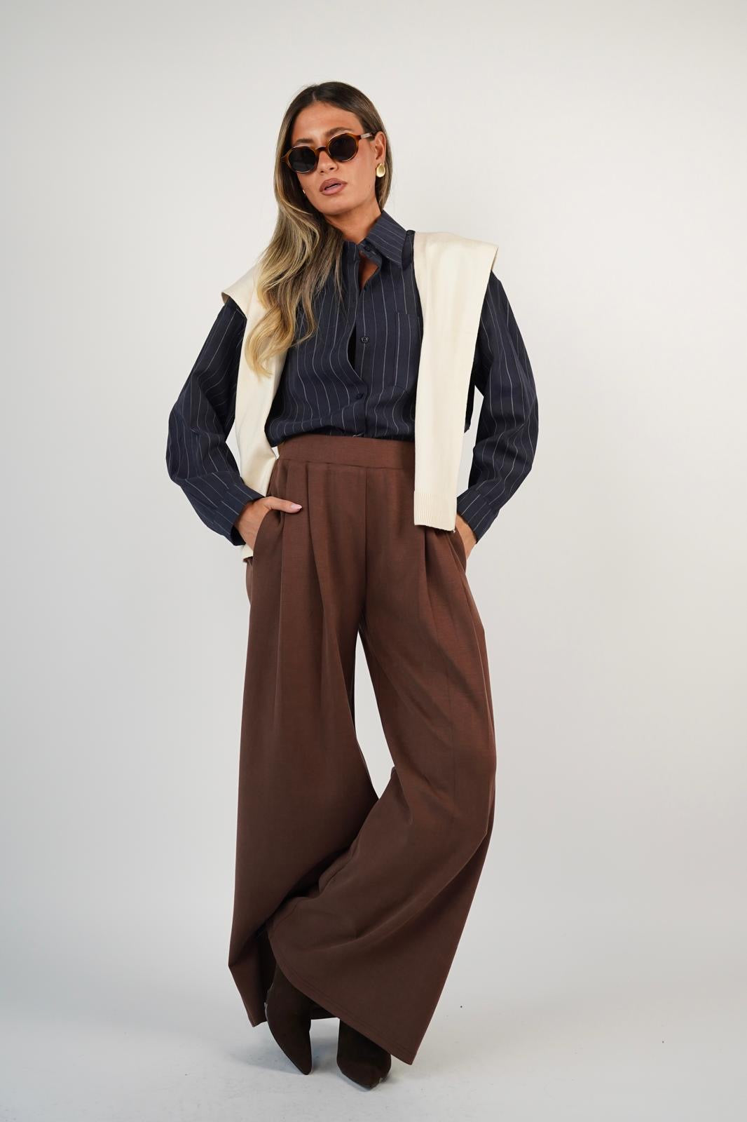 חולצת פסים מכופתרת ונסה