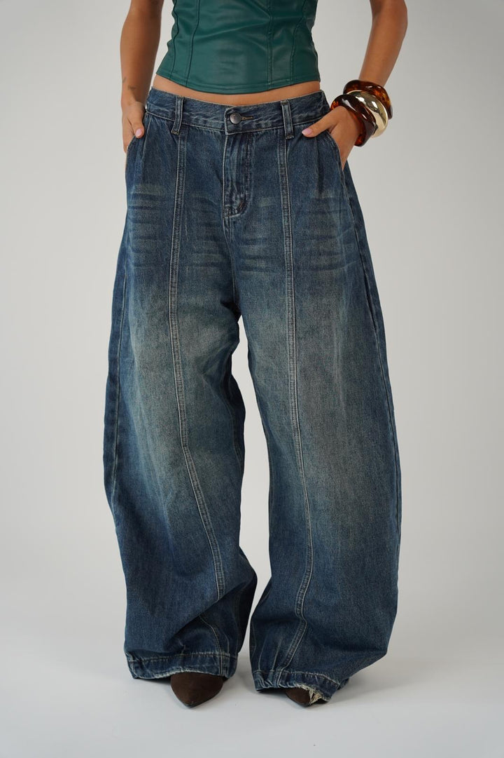 ג׳ינס אוברסייז עם חיתוכים לנשים - דגם ג׳סי