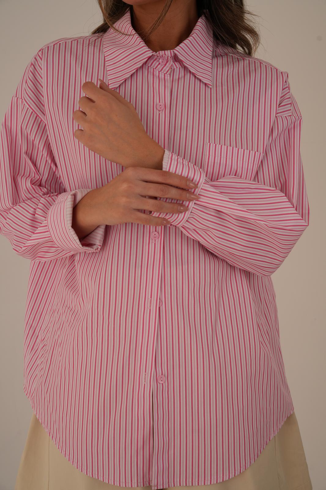 חולצת מוניקה