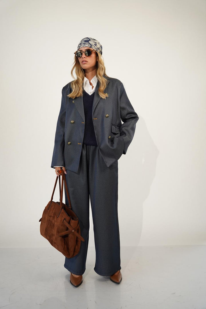 חליפת אלכסנדרה