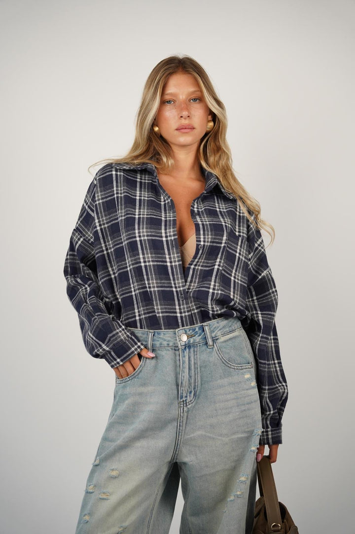 חולצה מכופתרת משבצות אנה