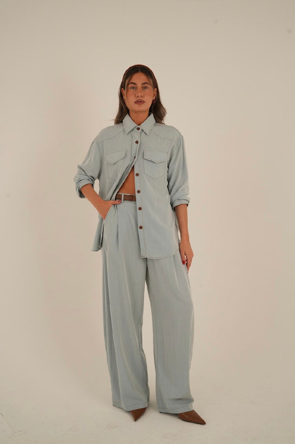 חליפת מייגן