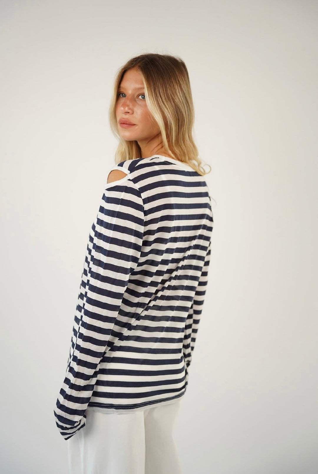 חולצת ג׳סמין