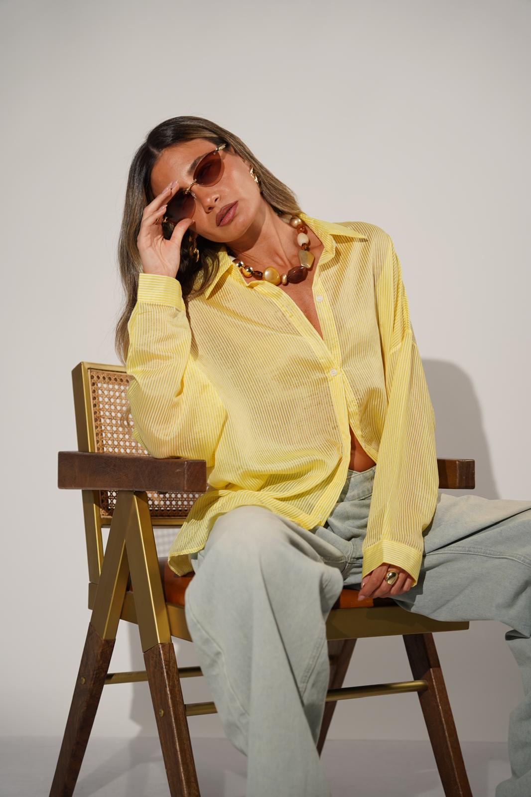 חולצה מכופתרת שקפקפה לנשים - דגם נטע בצבעים ורוד פסים, צהוב פסים, תכלת פסים וקרם פסים