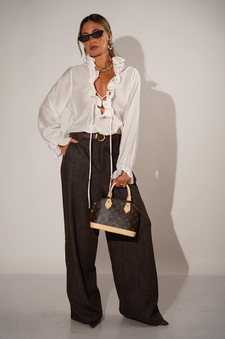 חולצה עם צווארון וולנים לנשים - דגם קארן בצבעים חום, לבן ושחור