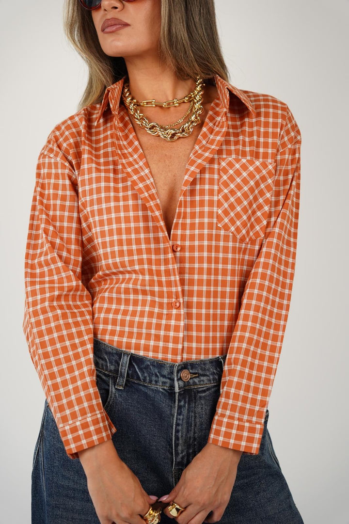 חולצת משבצות מכופתרת לנשים - דגם דילן בצבעים כתום, תכלת וצהוב