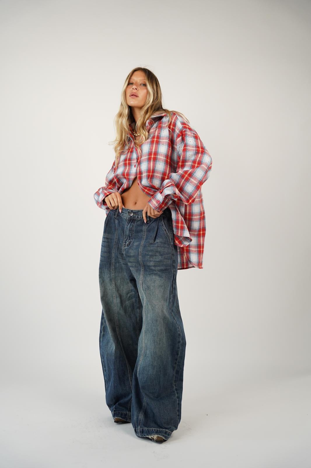 חולצה מכופתרת משבצות עם אבנים לנשים - דגם טלין בצבעים כחול, אדום וחום