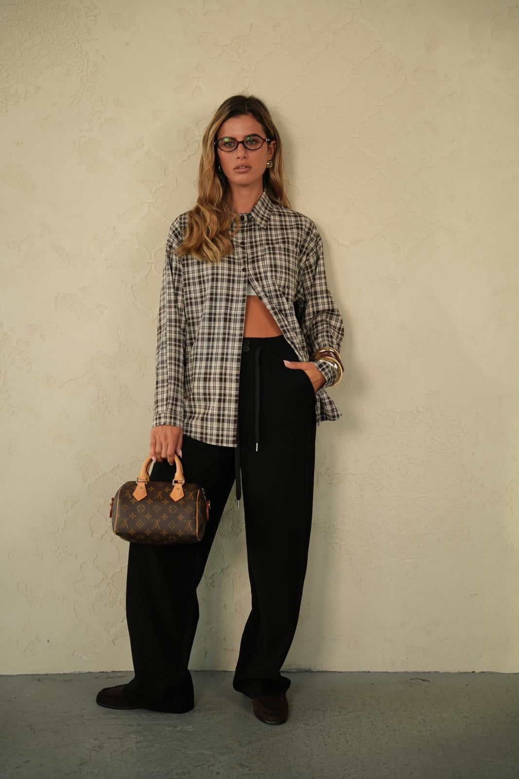 מכנס נשפך עם גומי במותן לנשים - דגם קלייר בצבע שחור