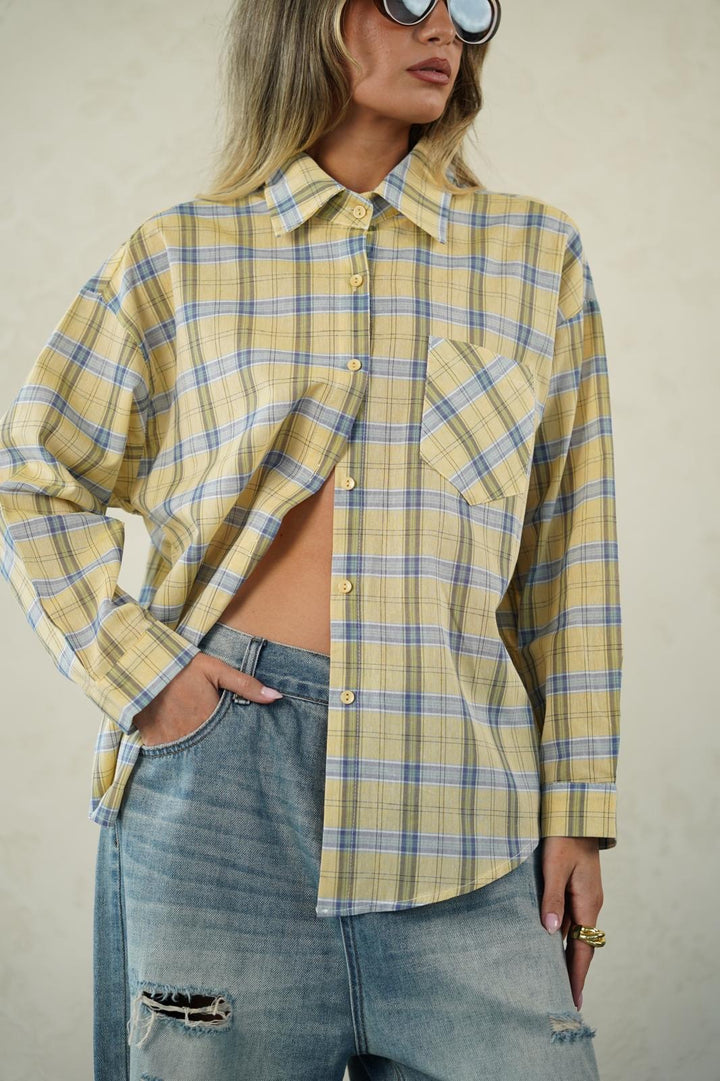 חולצה מכופתרת דמוי משבצות לנשים - דגם דניאל בצבעים צהוב משובץ, ירוק משובץ ותכלת משובץ